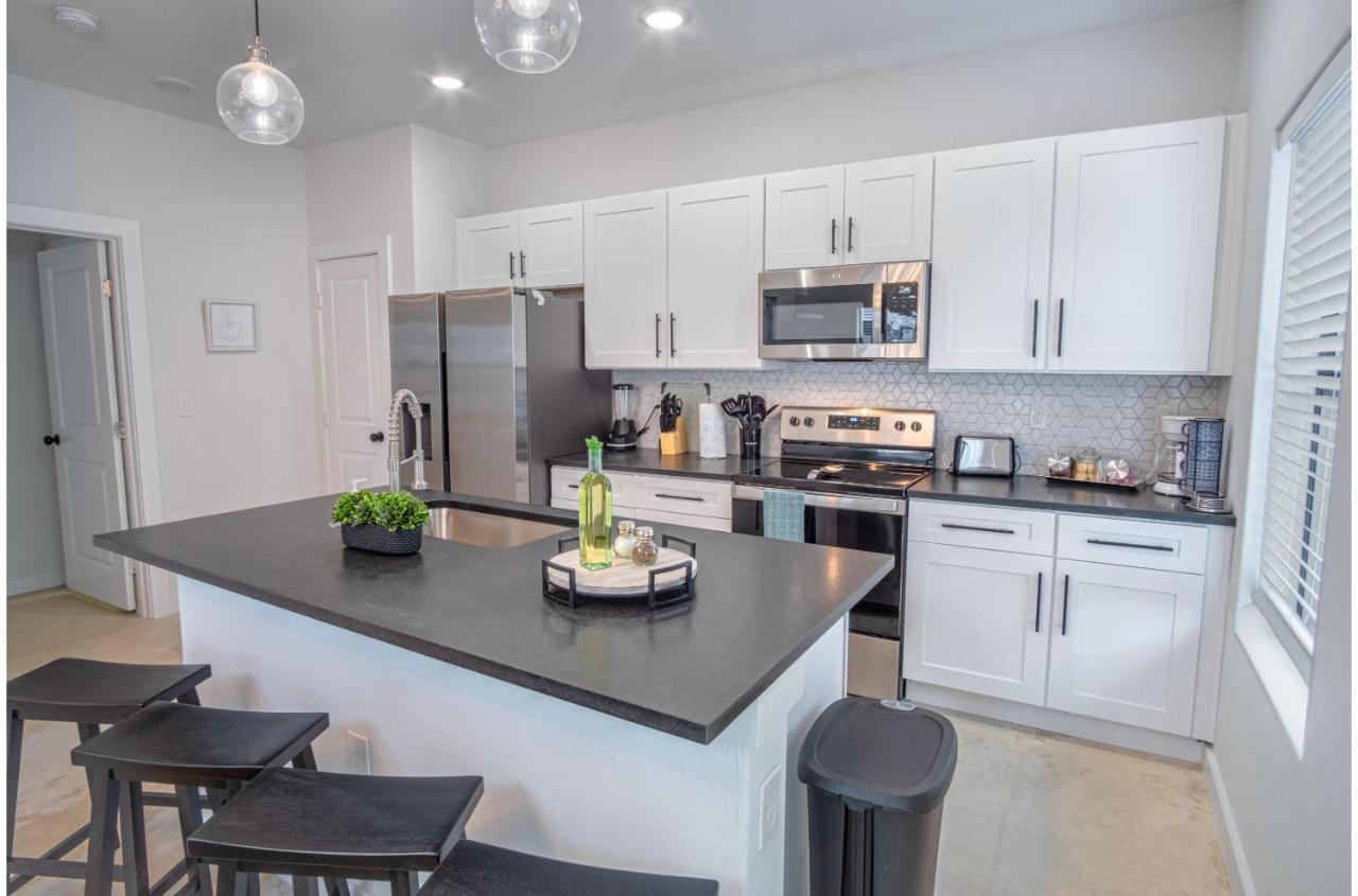 Brand New Stylish 3Br2Ba Near Exciting Downtown Apartment San Antonio Exterior photo